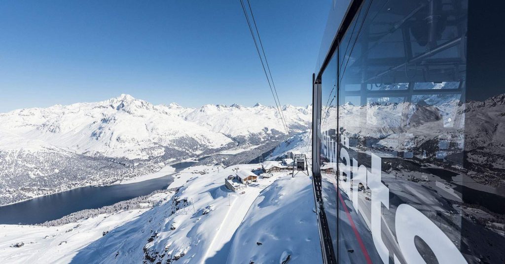 Corvatsch 3303, Suiza
