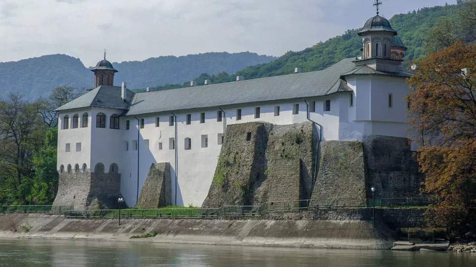 Monasterio de Cozia