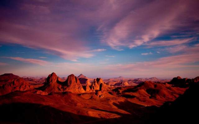 Montañas del Parque Nacional Ahaggar Montañas del Parque Nacional Ahaggar