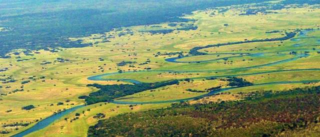 Parque Nacional Luengue-Luiana: vista aérea del parque Parque Nacional Luengue-Luiana: vista aérea del parque