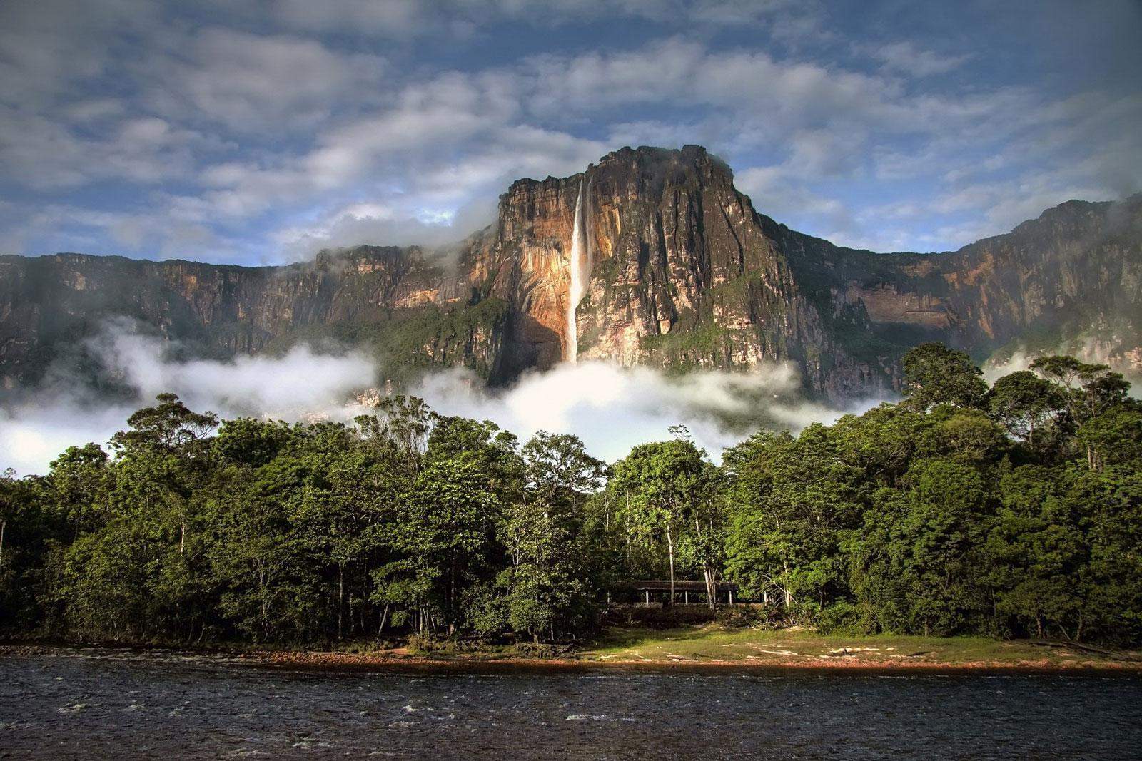 Canaima National Park: Surga Tersembunyi Venezuela