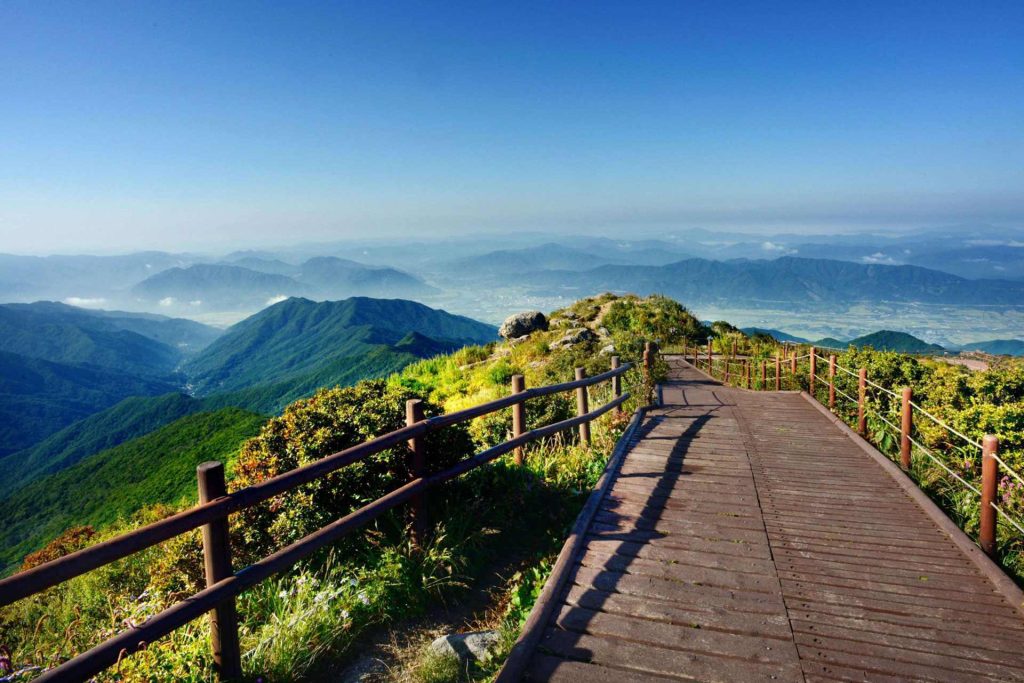 Jirisan National Park in South Korea: guide to viewpoints, temples, and mountains